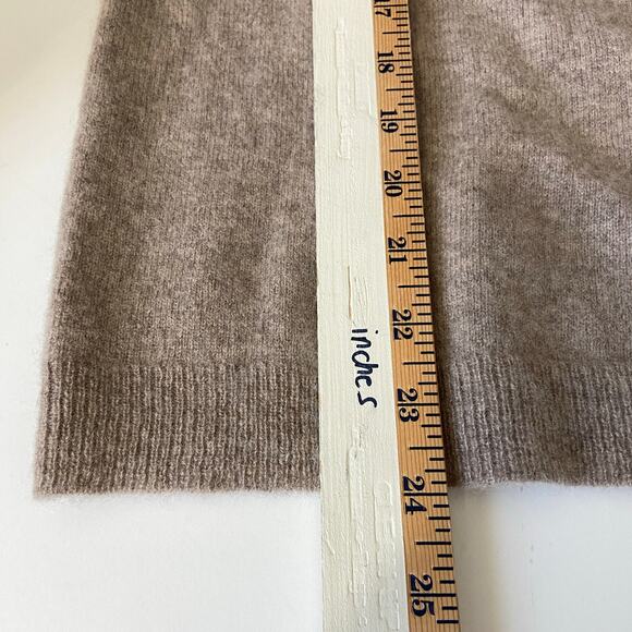 Philosophy 100% Cashmere Dog Print  Sweater Medium - Picture 7 of 7